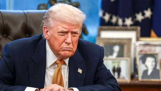 ترامب: لا أنام في الطائرة