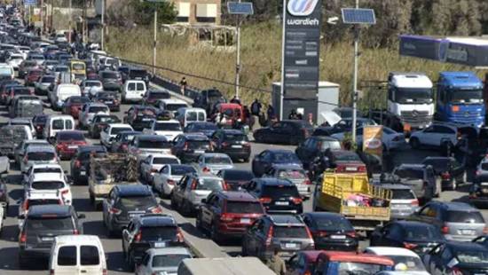 خاص ـ “الحزب” يتمرد على “الحظر”.. والبيئة النازحة: “شرّدتمونا لأجل ثأر لا يعنينا”! (أمين القصيفي)