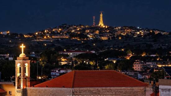 خاص ـ صليبكَ.. وعيوننا تذرف الأناشيد (ميشال يونس)