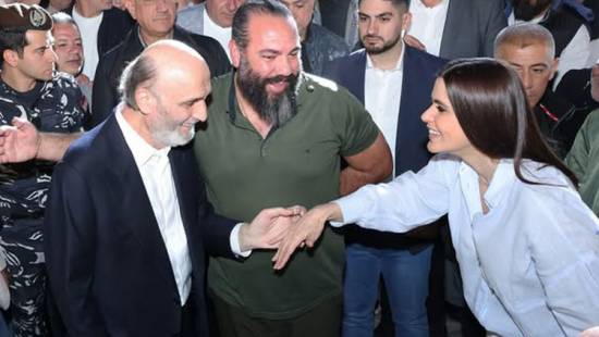 خاص ـ الهوى الشمالي غيّر اللونَ.. ليالي الشمال السعيدة (فيرا بو منصف)